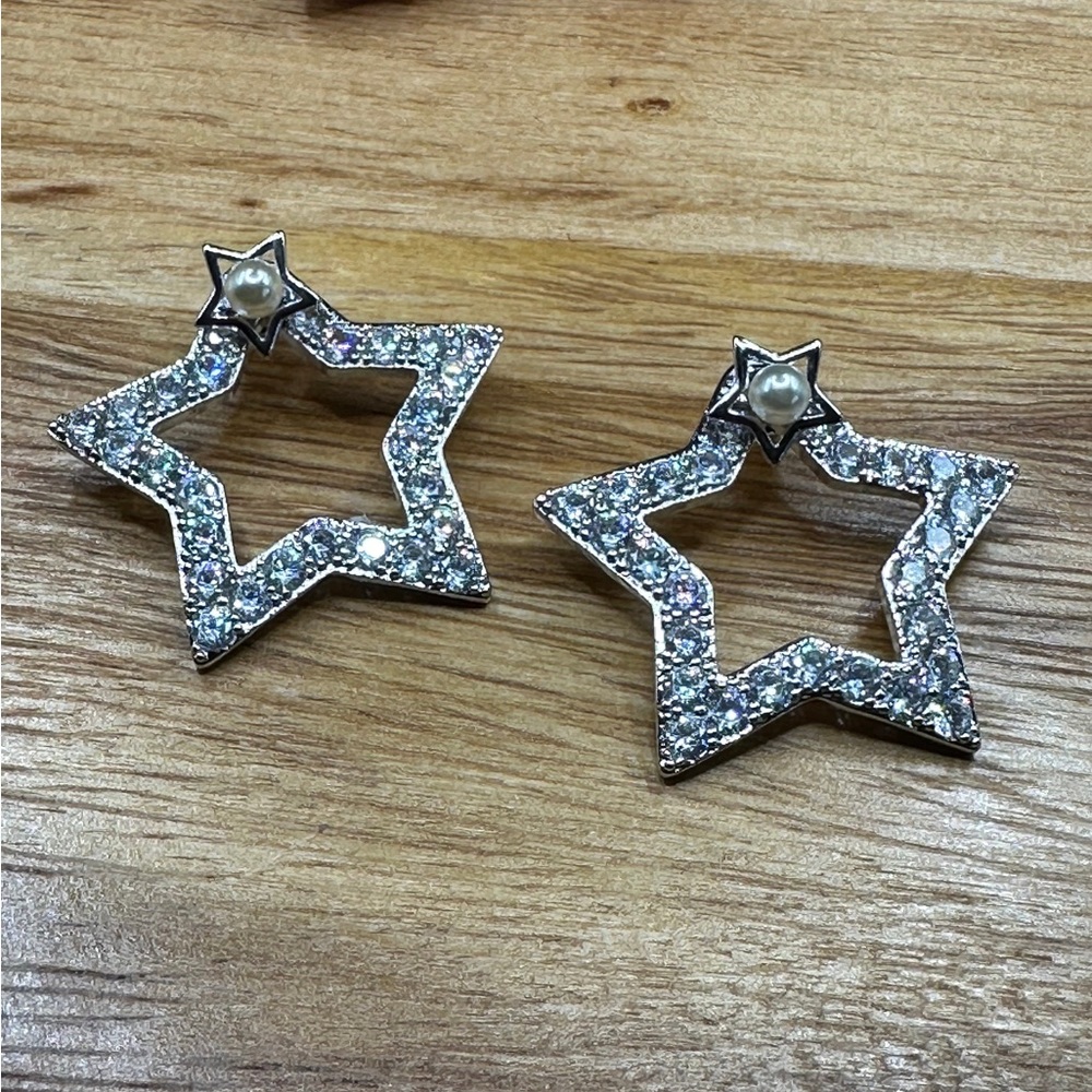 Beautiful star earrings (NEW)